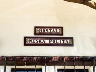 Neska Polita Hostel - 7