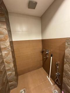 Luxury & Peaceful Apartment with Home-Like Comfort - 4