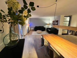 Lemmer House - Luxe familiehuis aan het water - 8