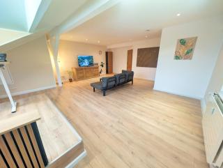 5-Star Apartment Relax & work with your family - 7