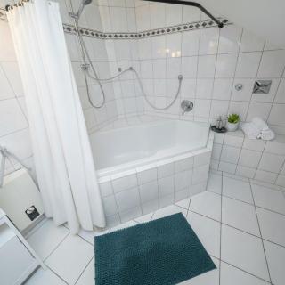 5-Star Apartment Relax & work with your family - 4