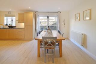 Townhouse with Views of Wells Cathedral - 5