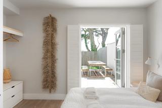 Contemporary Townhouse with Sea Views & Parking - 5