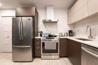 209 - Modern Home Ambiance 2 BR with Gym,Parking,DT&Airport - 8