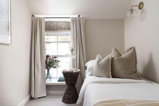 Luxury Cottage with Parking Minutes to Beach and Restaurants - 6