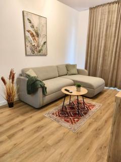 GreenTouch Studio - 0