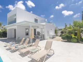 Holiday Home Greco Villa CCV4- 5-Schlafzimmer-Villa mit privatem Pool in Protaras Zentrum by Interhome - 5
