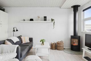 Seafront Holiday Home 4 Ppl 30 M Sea - 8