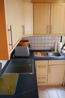Apartment Geräumige Ferienwohnung in Burhave mit Grill- Garten und Pool by Interhome - 4