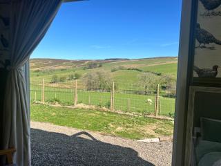 Cabin on the Moors - 3