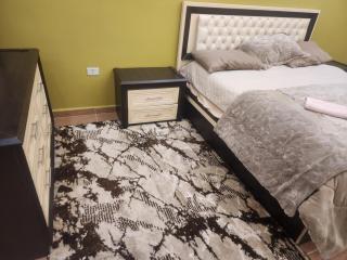 شقة كبيرة مميزة للعائلات -مدخل مستقل - 1