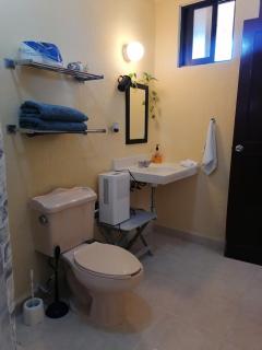 Beautiful condo a few steps to sea - 3