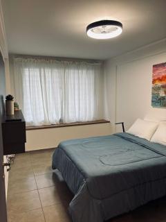 Departamento luminoso y acogedor en Alberdi - 1