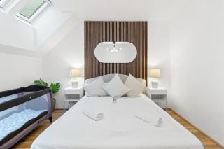 U1 Metro Nearby - 1-BR - fast Wi-Fi - 1