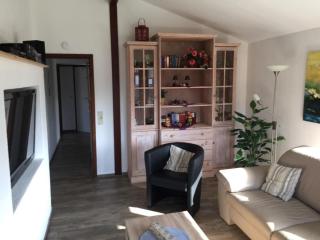 Holiday Home D15 Holzhaus im Feriendorf Eckwarderhörne by Interhome - 2