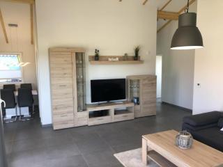 Holiday Home N8 Eingezäuntes Ferienhaus in Eckwarderhörne by Interhome - 1