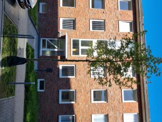 Apartment Kernsanierte Ferienwohnung in ruhiger und zentraler Lage by Interhome - 1