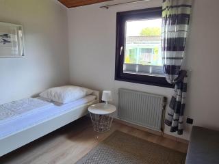 Holiday Home B 2 direkt am Binnensee- Seeblick by Interhome - 4