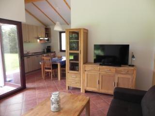 Holiday Home E18 Ferienhaus mit Garten und Terrasse by Interhome - 3