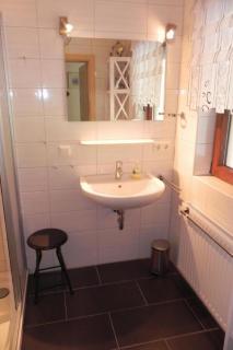 Holiday Home E19 Haus mit Wintergarten- Terrasse und Garten by Interhome - 6