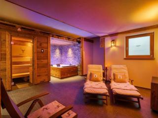 Holiday Home Engadin Chalet by Interhome - 3