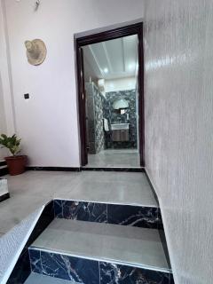 Central Apartment with Sea View Terrace - 8