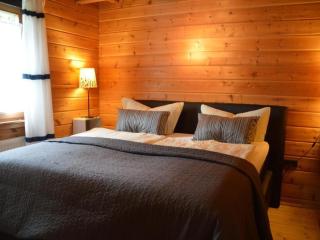 Holiday Home Chalet mit Garten- Grill und Terrasse by Interhome - 2