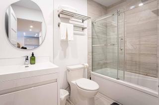 217 - Pastel Stylist 2 KING-BR with Parking, nr DT&Airport - 7