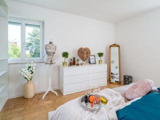 Apartment 1og Links helle 70m 2-Zimmer Wohnung nähe Salzburg by Interhome - 8