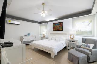The Hamptons Villa By Acomodo VistaMar - 6