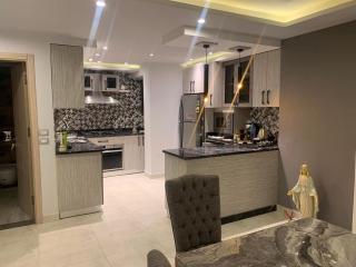 كمبوند ازاد - جلف الجامعه الامريكيه - التجمع الخامس - 0