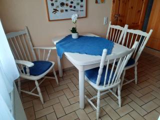 Holiday Home Kleines Ferienhaus in Hermülheim mit Garten by Interhome - 4