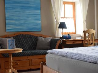 Apartment Charmant trifft Moderne - Ferienwohnung Linde by Interhome - 2