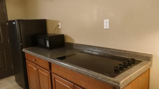 Gated 2 Double Beds Studio with Full Kitchen 122 - 1