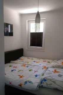 Holiday Home in Süd-Waldhanglage mit Seeblick by Interhome - 1