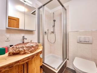 Apartment Appartement in Garmisch-Partenkirchen mit Großem Balkon by Interhome - 4