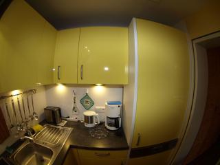 Apartment FeWO Allgäu Chalet - gemütliche Hüttenatmosphäre und Schwimmbad und Sauna im Ha by Interhome - 1