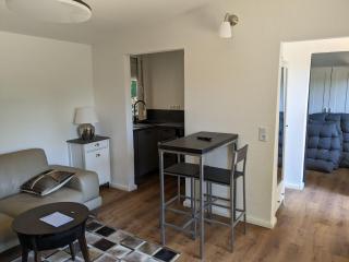 Holiday Home in Süd-Waldhanglage mit tollem Seeblick by Interhome - 2