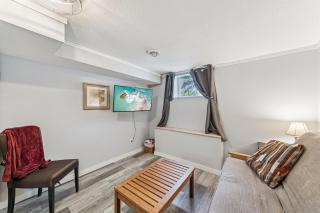 Remodeled 4 Bed Home by Wedding Venues w Bonfire - 1