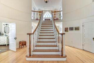 The Sanctuary in Historic Dtwn Staunton - 3