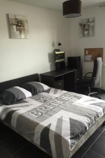 Apartment SCHÖNE T3 MIT SÜDTERRASSE by Interhome - 2