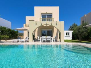 Holiday Home Liebevoll ausgestattetes Haus in ruhiger Lage mit beheiztem Pool und Meerblick by Interhome - 0
