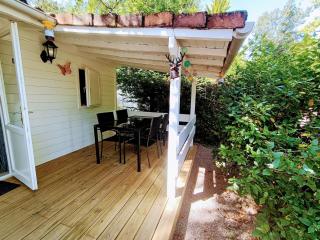 Holiday Home Chalet B10 Yemanisi in der Dordogne by Interhome - 4