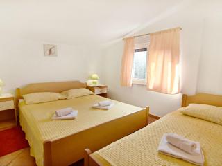 Apartment ALEX 2 KAT by Interhome - 3