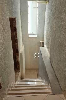 Apartamento amplo com ar condicionado nos 2 Quartos e Varanda em Barra do Sahy - 8