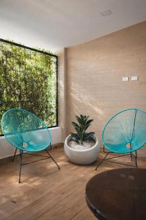 Equipped home for 4 ready to share! - 0