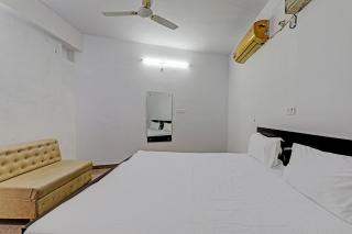 Hotel O Mahadevi Lawn - 2