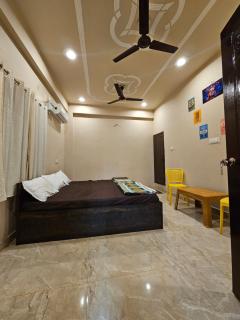 Shree Kunj Inn - 5