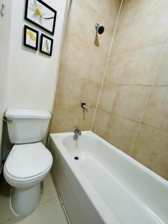 The Skyline Luxury Unit - 6