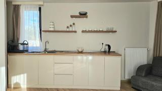 Spacious City-View Home in Tbilisi Terrace & BBQ - 8